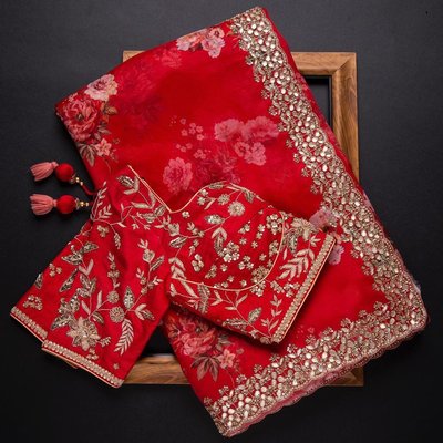 Red Colour Bridel  Embroidery Bridal Wear Designer Saree With Heavy Blouse